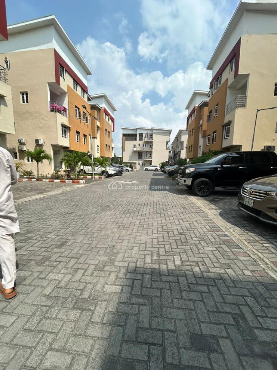 4 Bedroom Maisonette + Servants Quarter, Lekki Phase 1, Lekki, Lagos, House for Sale