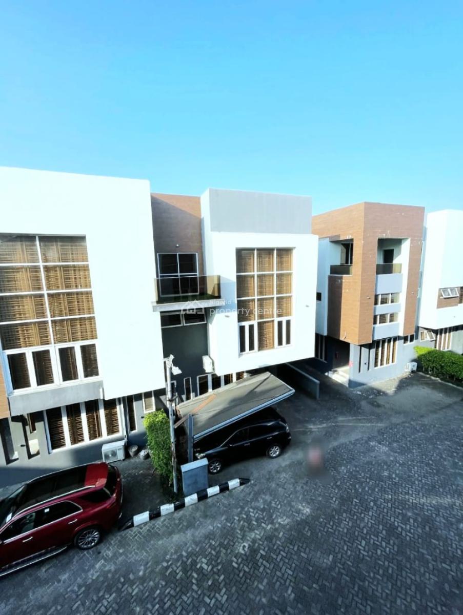 Spacious 5-bedroom Semi Detached Duplex, Osapa, Lekki, Lagos, Semi-detached Duplex for Sale