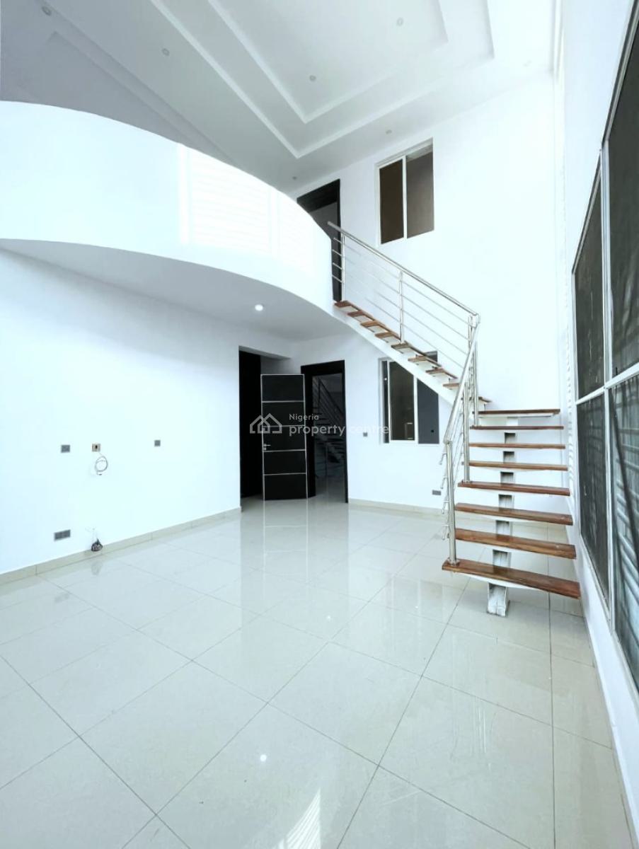 Spacious 5-bedroom Semi Detached Duplex, Osapa, Lekki, Lagos, Semi-detached Duplex for Sale