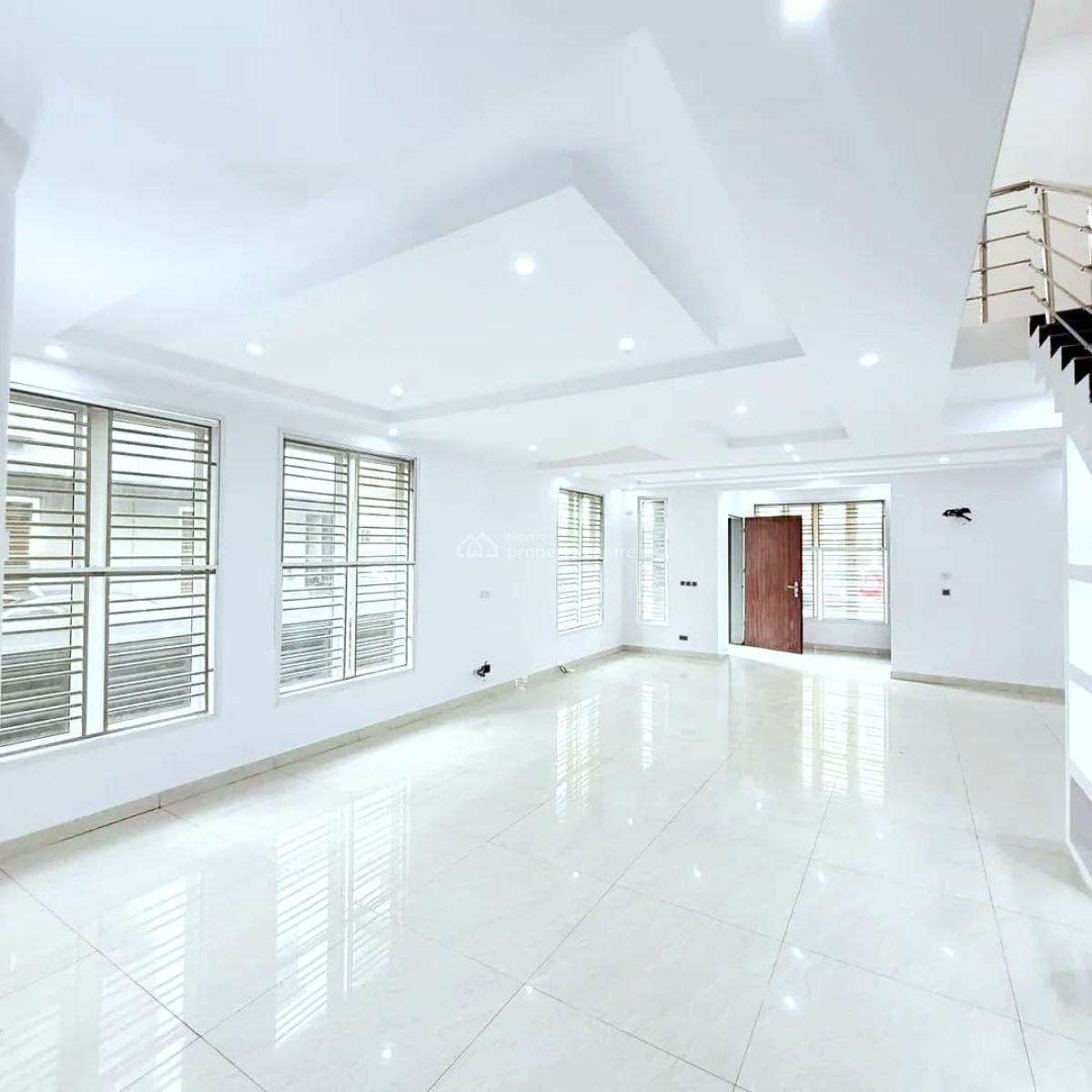 Spacious 5-bedroom Semi Detached Duplex, Osapa, Lekki, Lagos, Semi-detached Duplex for Sale