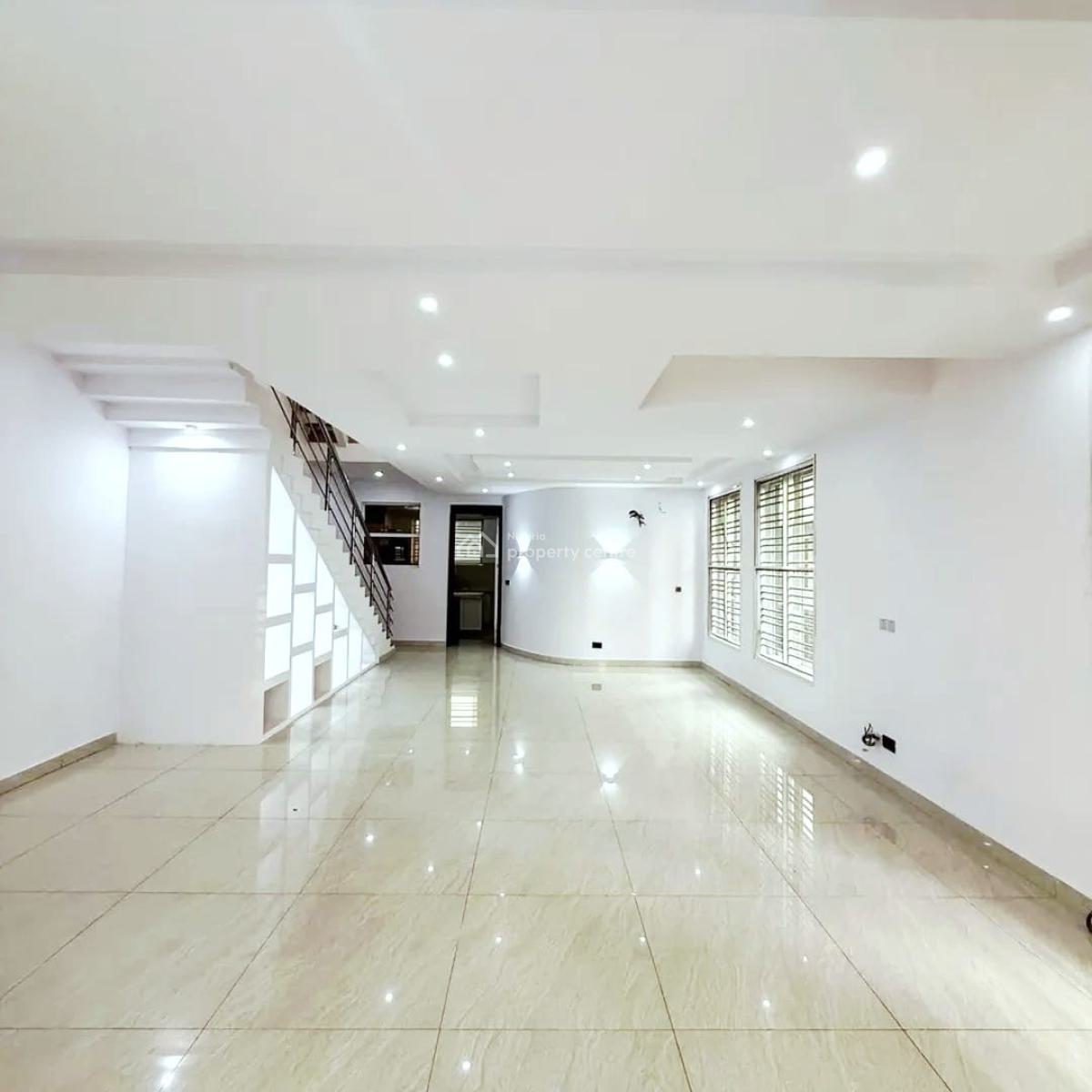 Spacious 5-bedroom Semi Detached Duplex, Osapa, Lekki, Lagos, Semi-detached Duplex for Sale