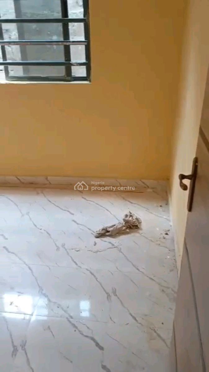 a Relatively New and Spacious Miniflat, Groundfloor with, Off Market Street, Shomolu, Lagos, Mini Flat (room and Parlour) for Rent