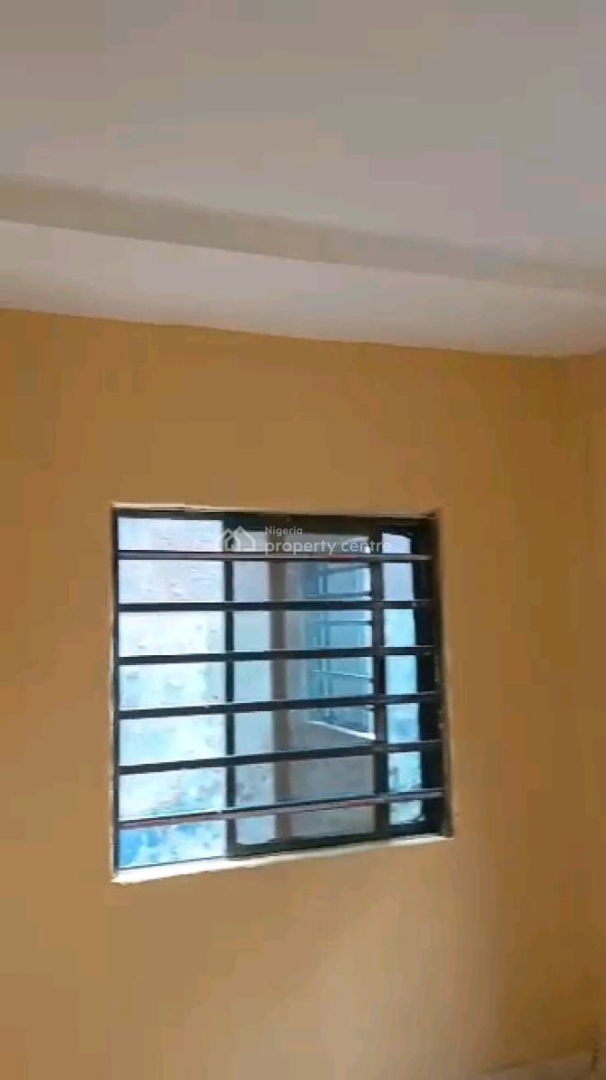 a Relatively New and Spacious Miniflat, Groundfloor with, Off Market Street, Shomolu, Lagos, Mini Flat (room and Parlour) for Rent