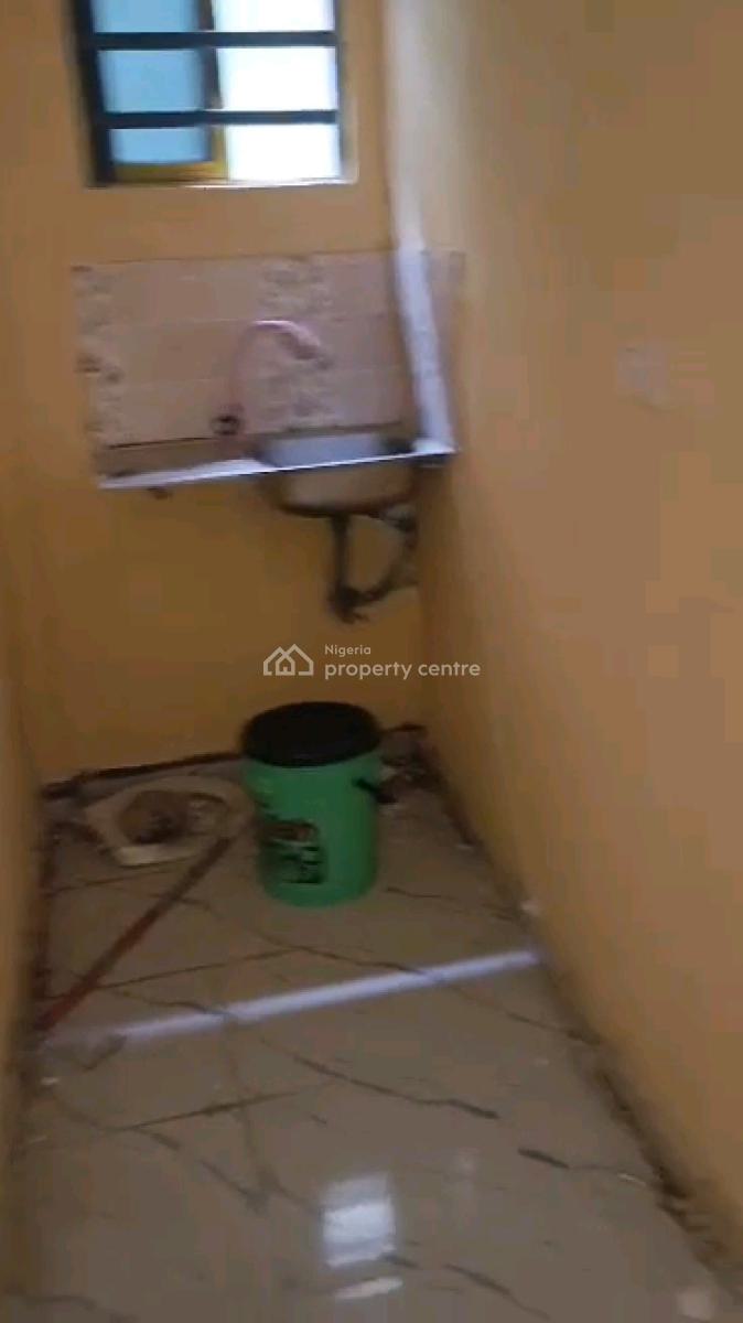 a Relatively New and Spacious Miniflat, Groundfloor with, Off Market Street, Shomolu, Lagos, Mini Flat (room and Parlour) for Rent