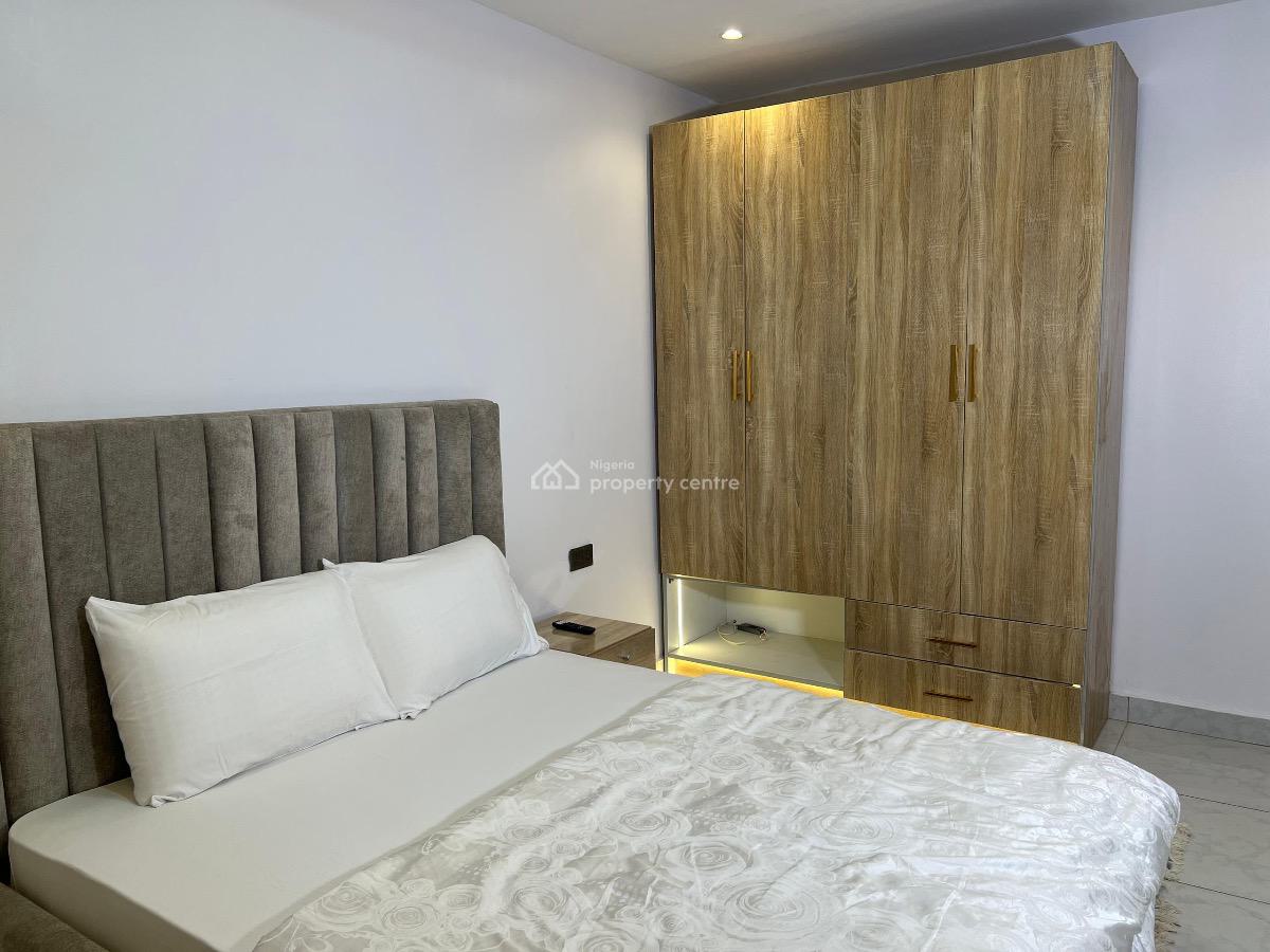 Enjoy The Simplicity of Our Newly Renovated 2 Bedroom in The Most Secu, Lekki Phase 1, Lekki, Lagos, Flat / Apartment Short Let