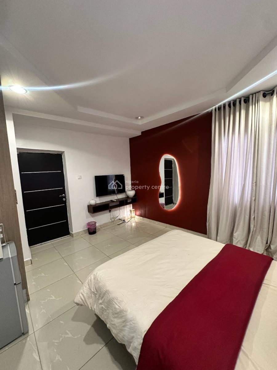 Sophisticated Studio Apartment, Femi Gbajabiamila Crescent, Jahi, Abuja, Flat / Apartment Short Let
