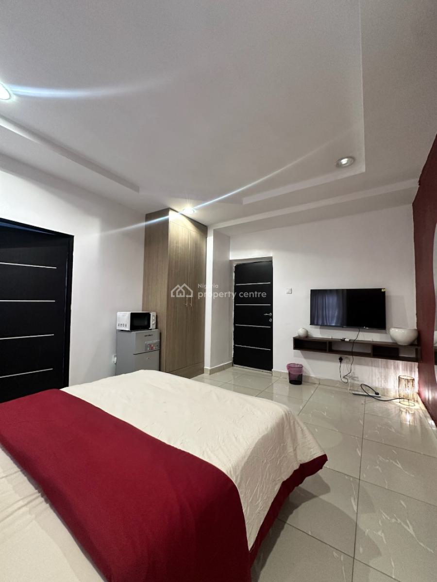 Sophisticated Studio Apartment, Femi Gbajabiamila Crescent, Jahi, Abuja, Flat / Apartment Short Let
