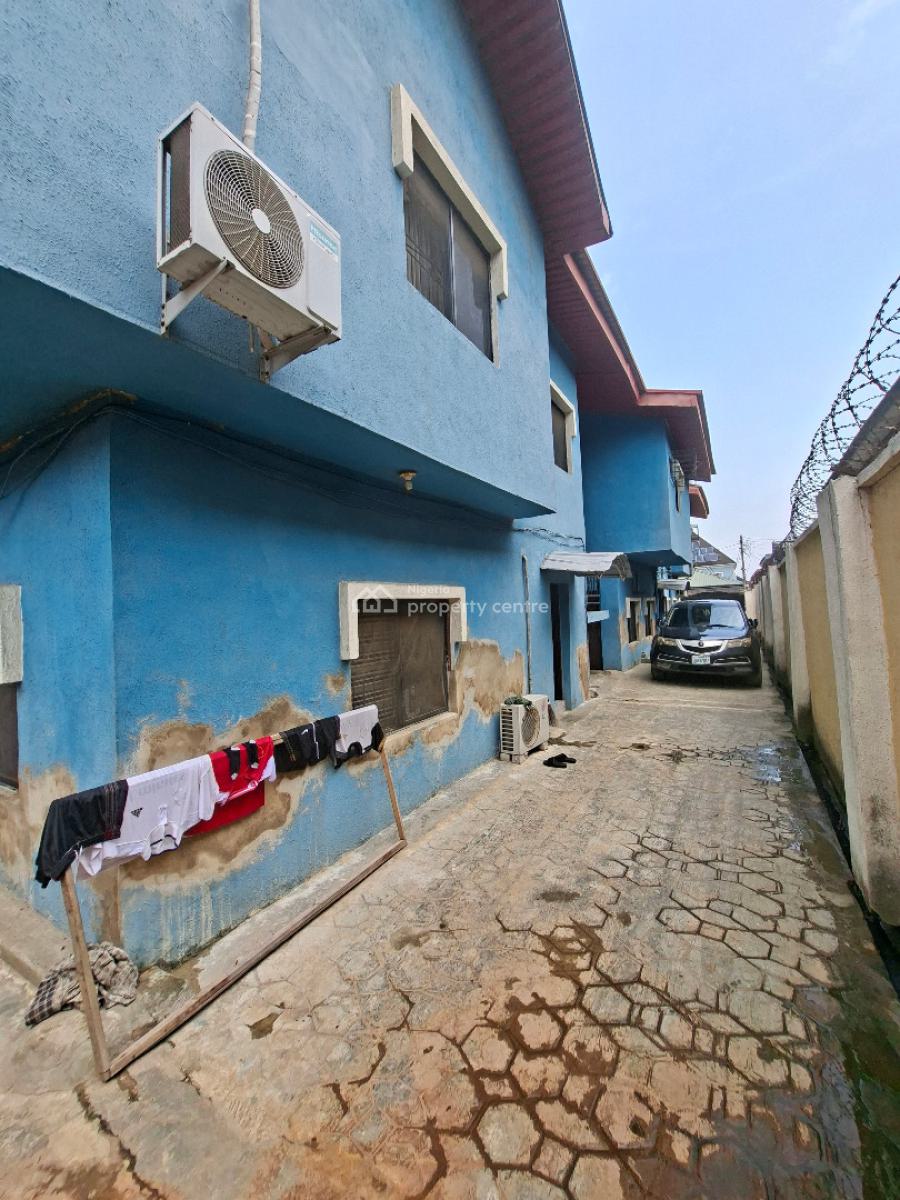 Block of 8 Flats in an Estate with C of O, Parkview Estate, Ago Palace, Isolo, Lagos, Block of Flats for Sale