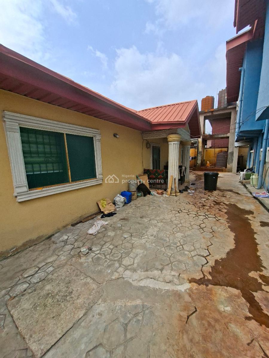 Block of 8 Flats in an Estate with C of O, Parkview Estate, Ago Palace, Isolo, Lagos, Block of Flats for Sale