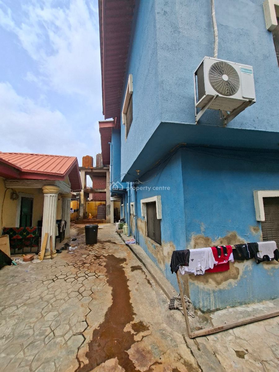 Block of 8 Flats in an Estate with C of O, Parkview Estate, Ago Palace, Isolo, Lagos, Block of Flats for Sale
