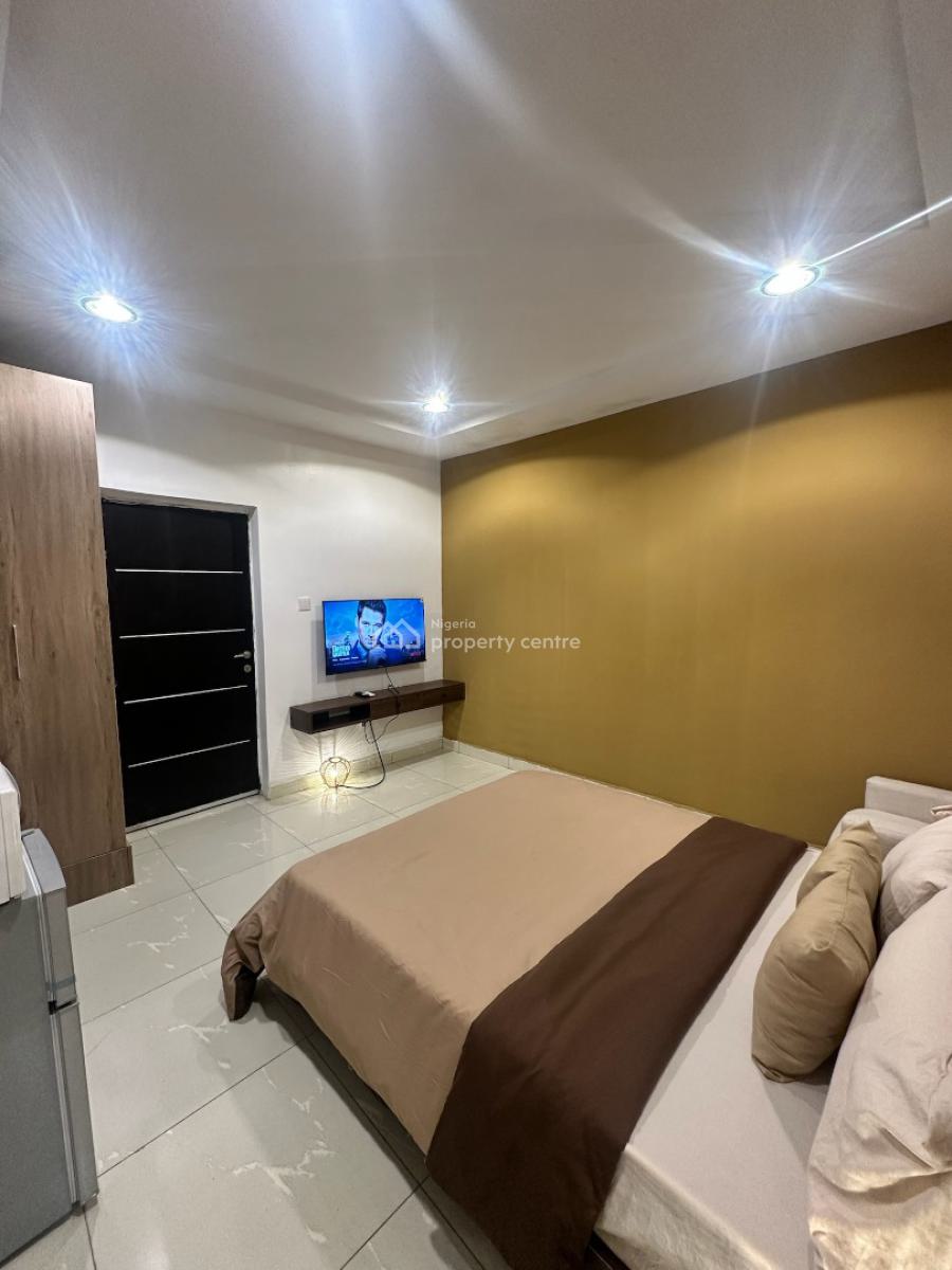 Sophisticated Studio Apartment, Femi Gbajabiamila Crescent, Jahi, Abuja, Flat / Apartment Short Let