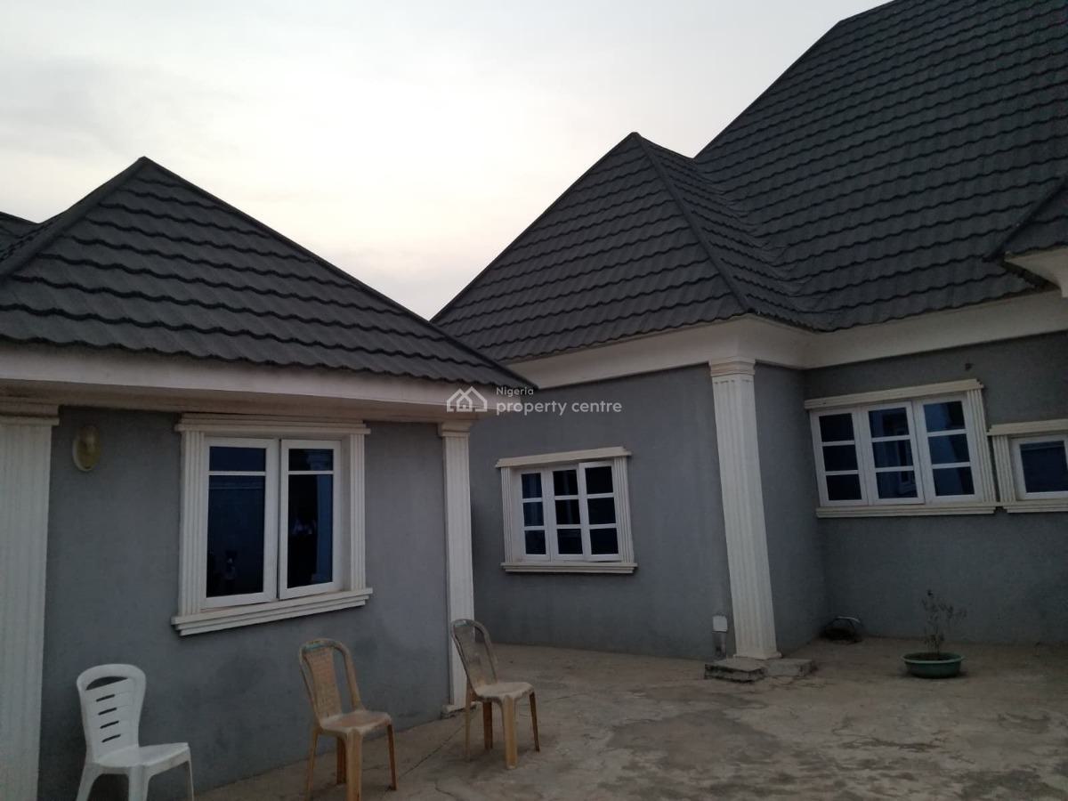 Tastefully Furnished 5 Bedroom Bungalow, Soka, Oluyole, Oyo, Detached Bungalow for Sale