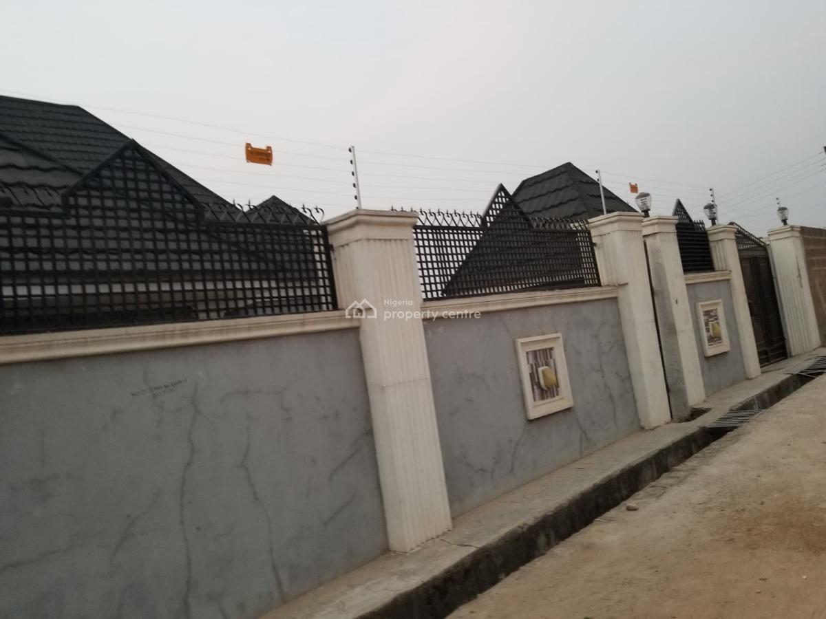 Tastefully Furnished 5 Bedroom Bungalow, Soka, Oluyole, Oyo, Detached Bungalow for Sale