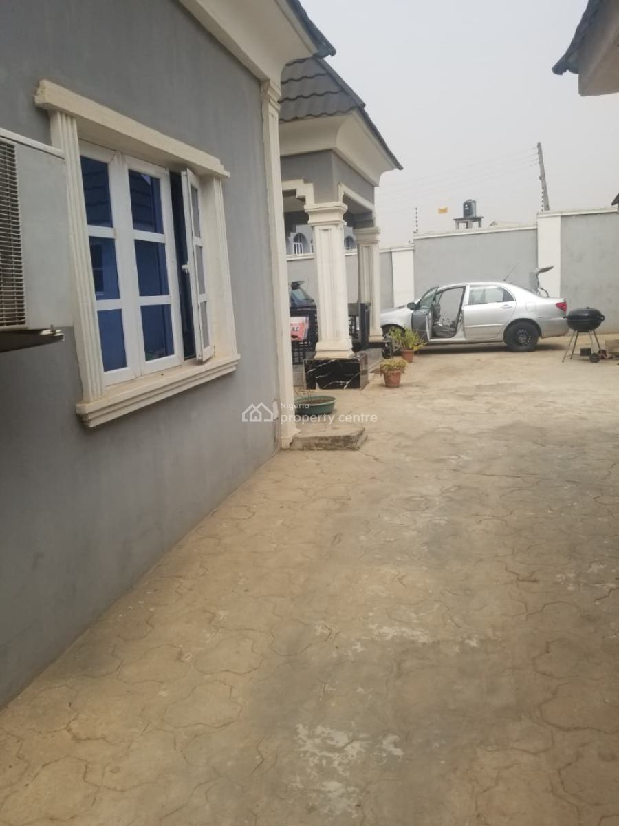 Tastefully Furnished 5 Bedroom Bungalow, Soka, Oluyole, Oyo, Detached Bungalow for Sale