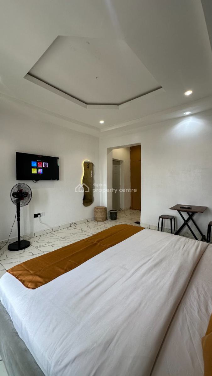 Sophisticated Studio Apartment, Greenlane Street, Festrut Estate, Katampe, Abuja, Flat / Apartment Short Let