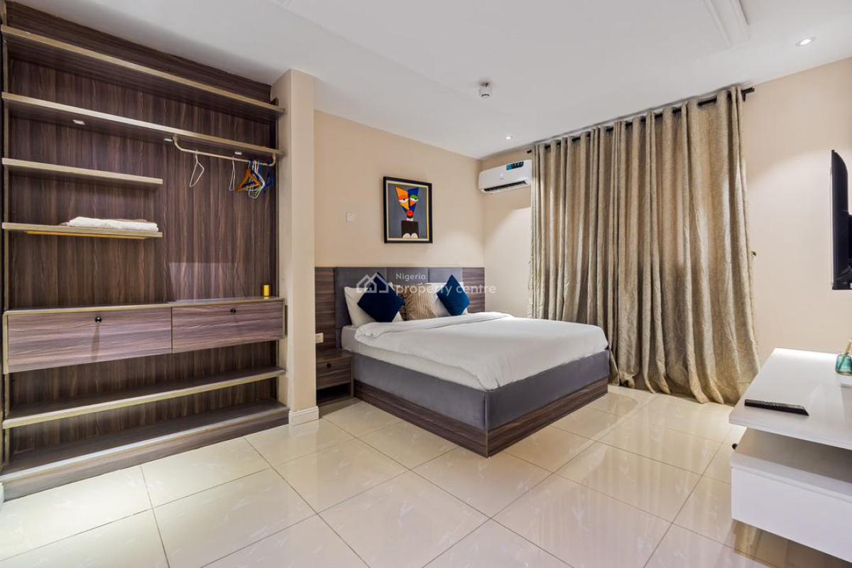 Luxury 3 Bedroom Apartment, Lekki Phase 1, Lekki, Lagos, Flat / Apartment Short Let