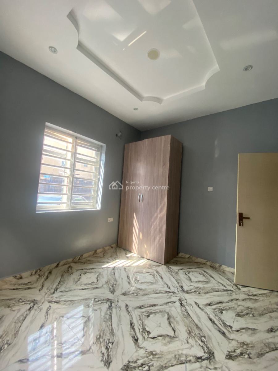 Lovely 2 Bedroom in a Good Estate with Constant Light, Ogombo, Ajah, Lagos, Flat / Apartment for Rent