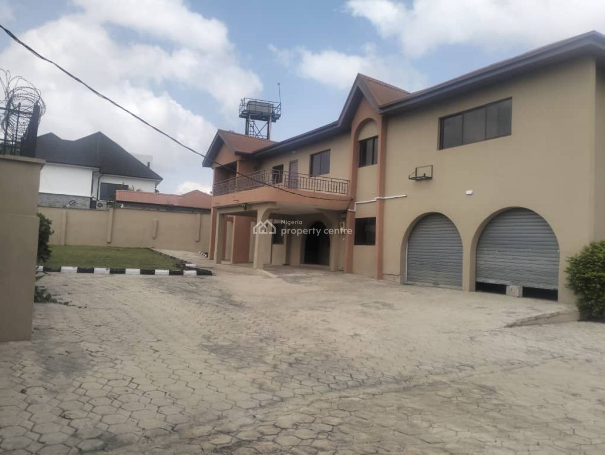 a Well Documented Building on 2000sqm Land, Kobiowu, Iyaganku, Ibadan, Oyo, House for Sale