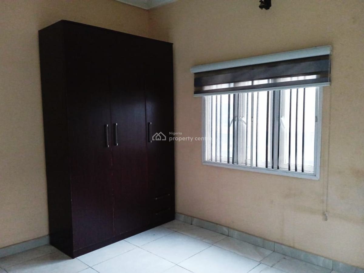 3 Bedroom Flat, Off Allen Avenue/ Awolowo Way, Ikeja, Lagos, Flat / Apartment for Rent