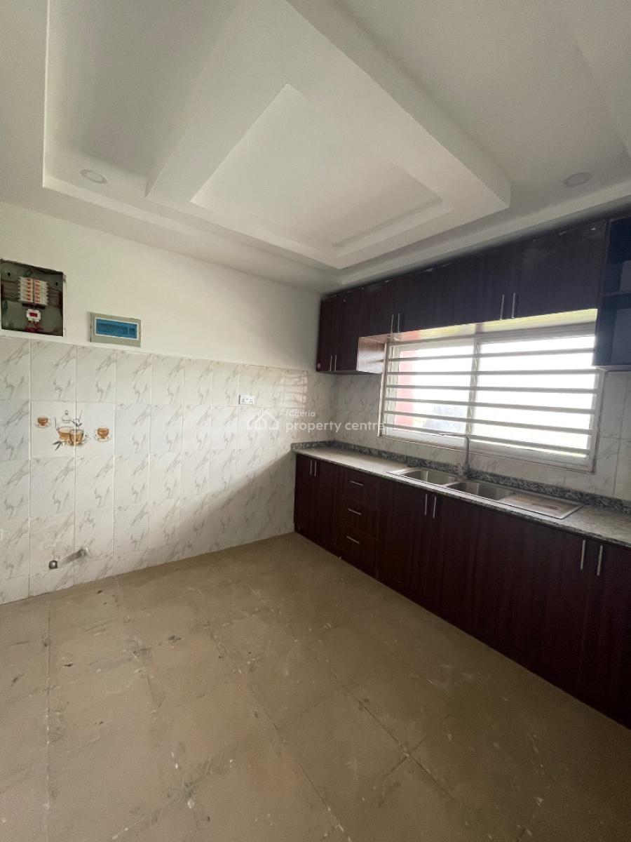 2 Bedroom Flat, Coastal Highway, Okun-ajah, Ajah, Lagos, Flat / Apartment for Rent