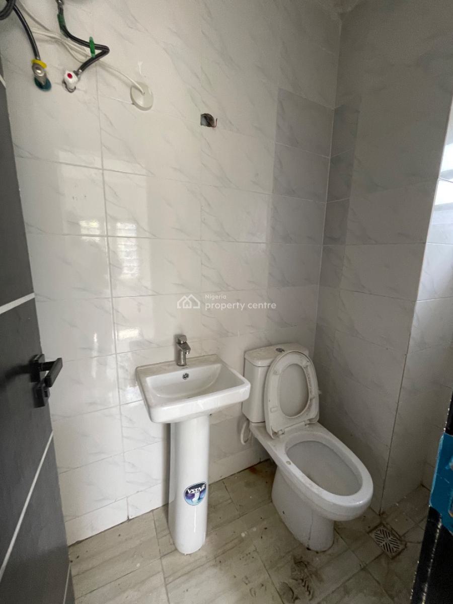 2 Bedroom Flat, Coastal Highway, Okun-ajah, Ajah, Lagos, Flat / Apartment for Rent