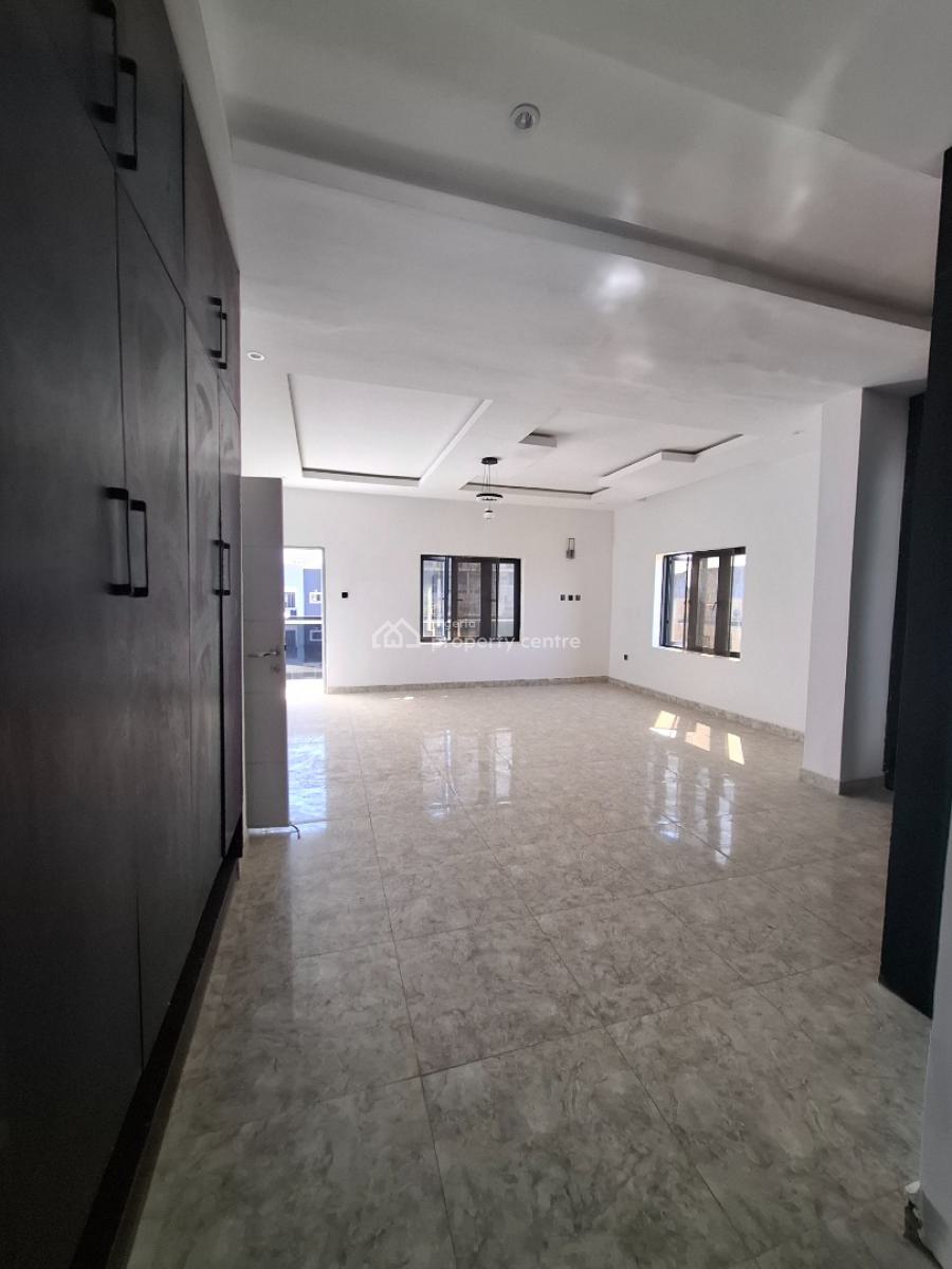 Standard 5 Bedroom Detached Duplex with Bq, Guzape District, Abuja, Detached Bungalow for Sale