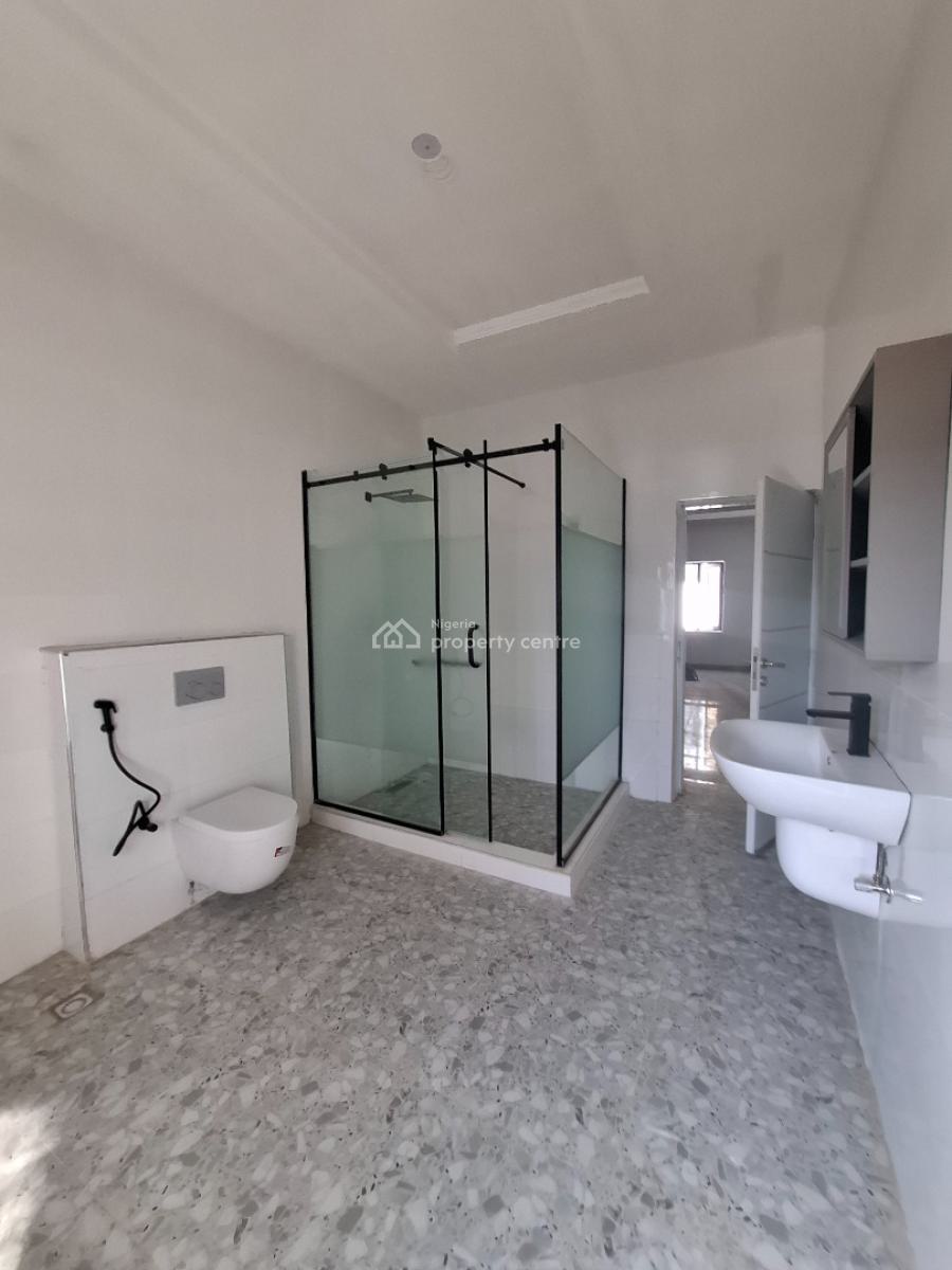 Standard 5 Bedroom Detached Duplex with Bq, Guzape District, Abuja, Detached Bungalow for Sale