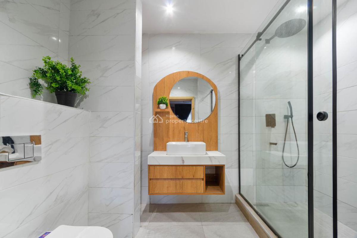 Luxury 3 Bedroom Apartment, Lekki Phase 1, Lekki, Lagos, Flat / Apartment Short Let