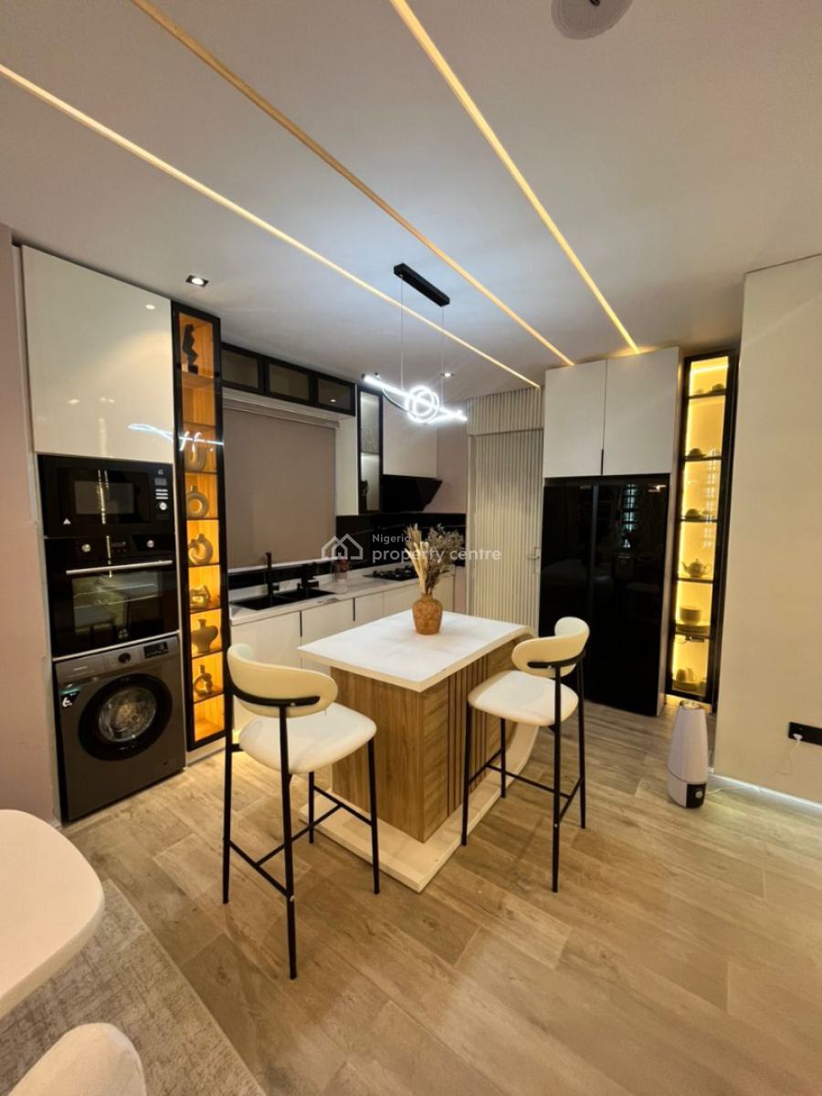 Luxury 2 Bedroom with Pool, Gym and Snooker Board, Ikate, Lekki, Lagos, Flat / Apartment Short Let