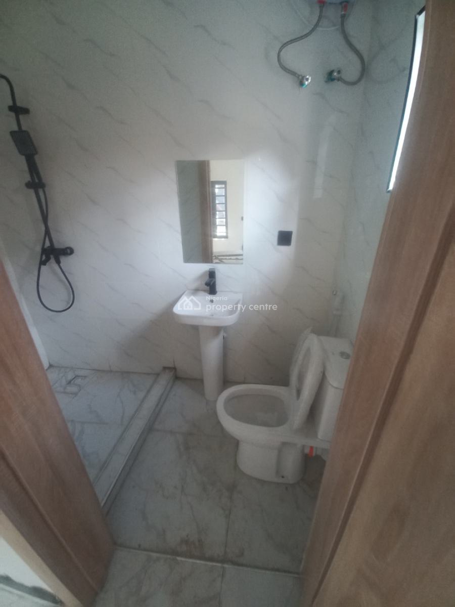 Brand Newly Built Super Spacious 3 Bedroom, Peninsula Gardens, Sangotedo, Ajah, Lagos, Flat / Apartment for Rent