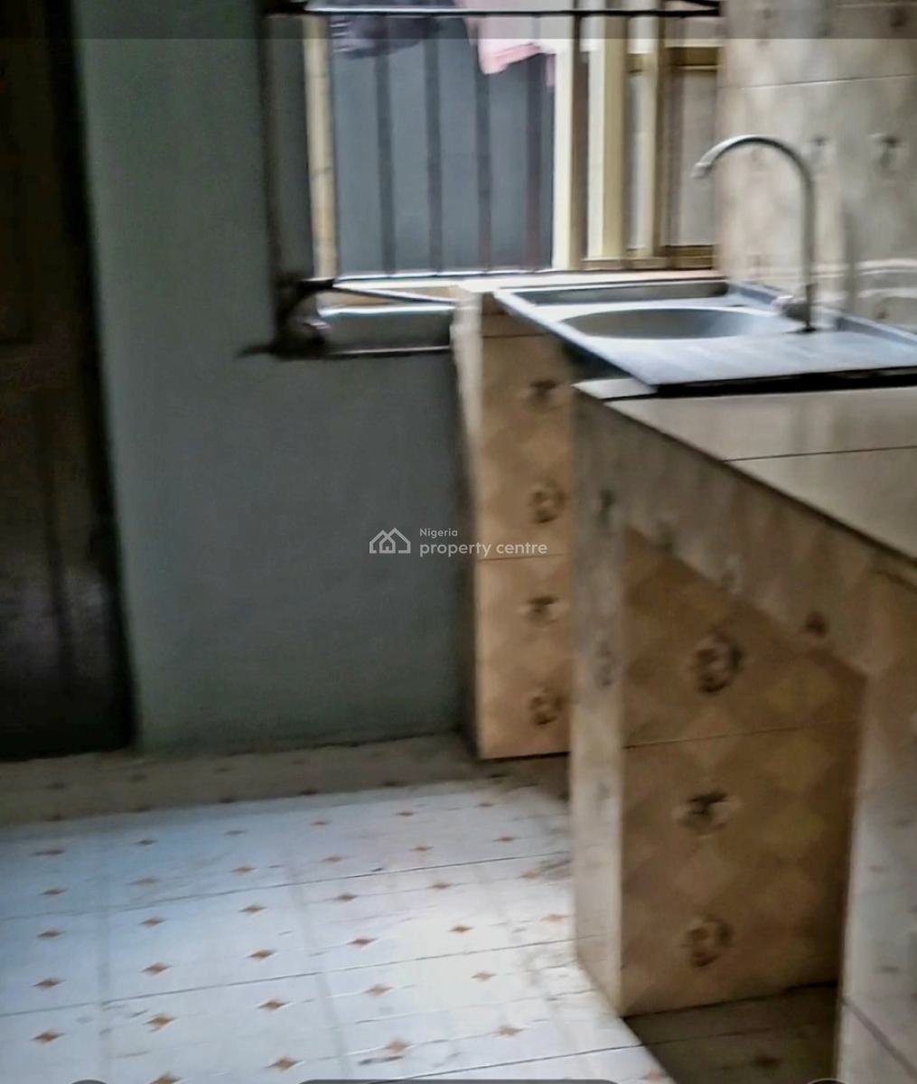 2 Bedroom Flat with 2 Toilets and 1 Bathroom, Off Ogunlana Street, Egbeda, Alimosho, Lagos, Flat / Apartment for Rent