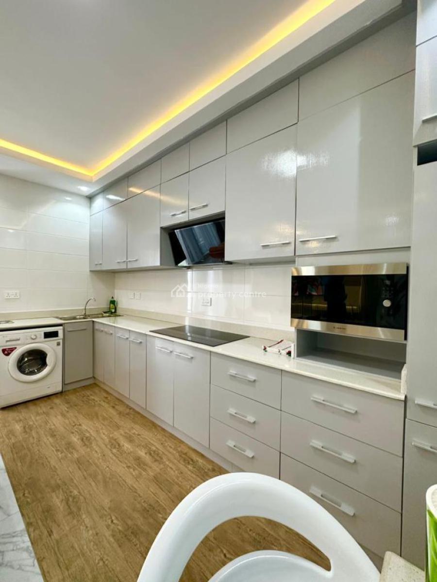 Luxury 2 Bedroom Apartment, Periwinkle Estate, Lekki Phase 1, Lekki, Lagos, Flat / Apartment Short Let