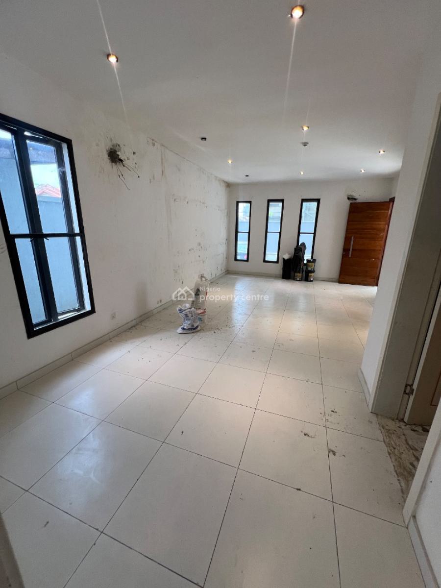 4-bedroom Maisonette with Bq, Ologolo, Lekki, Lagos, Flat / Apartment for Rent
