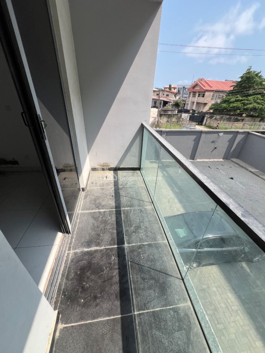 4-bedroom Maisonette with Bq, Ologolo, Lekki, Lagos, Flat / Apartment for Rent