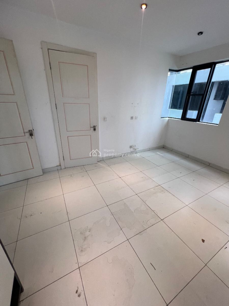 4-bedroom Maisonette with Bq, Ologolo, Lekki, Lagos, Flat / Apartment for Rent