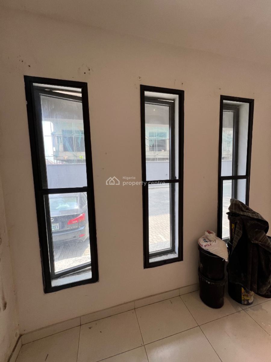 4-bedroom Maisonette with Bq, Ologolo, Lekki, Lagos, Flat / Apartment for Rent