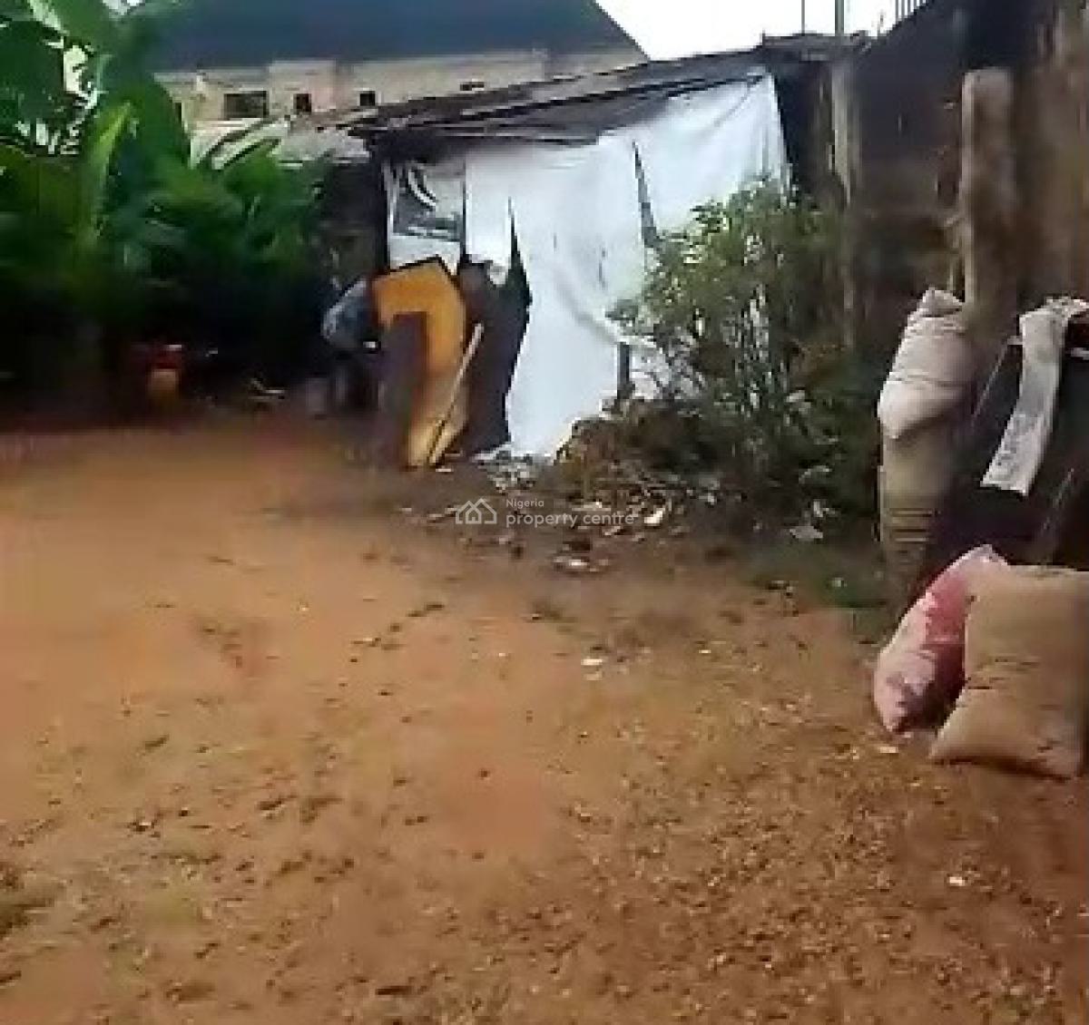 Old Bungalow on 100ft By 100ft Fenced Land, Benoni Road, Off Oyaide Road Gra, Benin, Oredo, Edo, Land for Sale