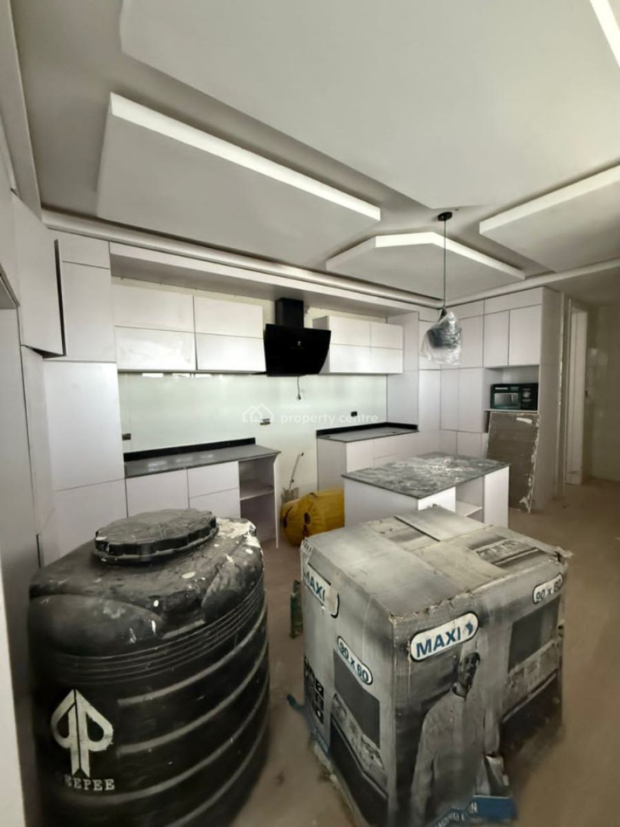 Spacious Massive Luxury 5 Bedroom Semi Detached with Bq, Cowrie Creek Spar Road, Ikate, Lekki, Lagos, Flat / Apartment for Rent