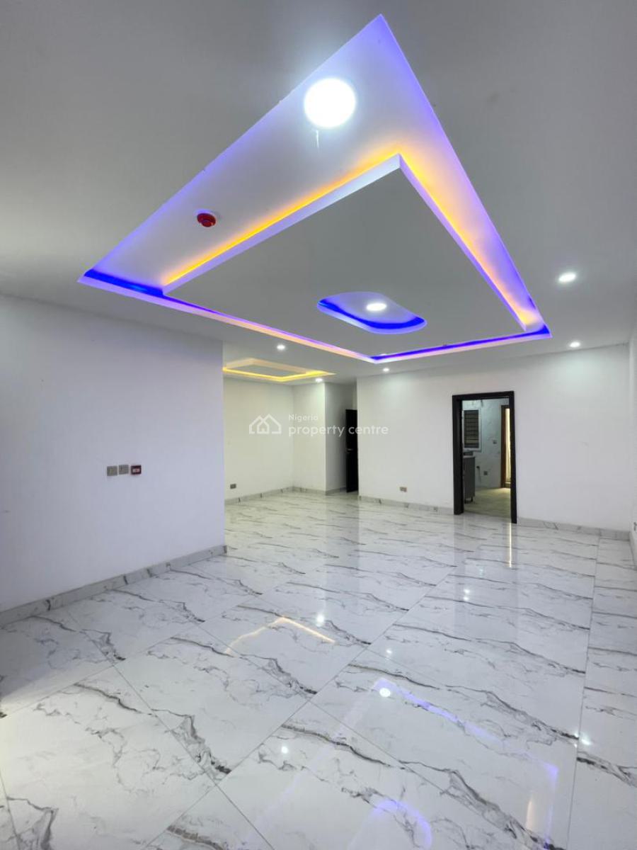 2 Bedroom Apartment with Bq, Lekki Phase 1, Lekki, Lagos, Flat / Apartment for Sale