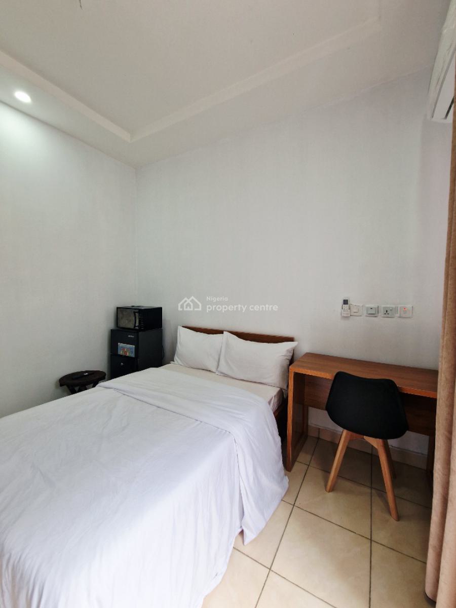 Sophisticated Studio Apartment, Sunny Okosun, Off Micheal Jackson Street, 5th Avenue, Gwarinpa, Abuja, Flat / Apartment Short Let