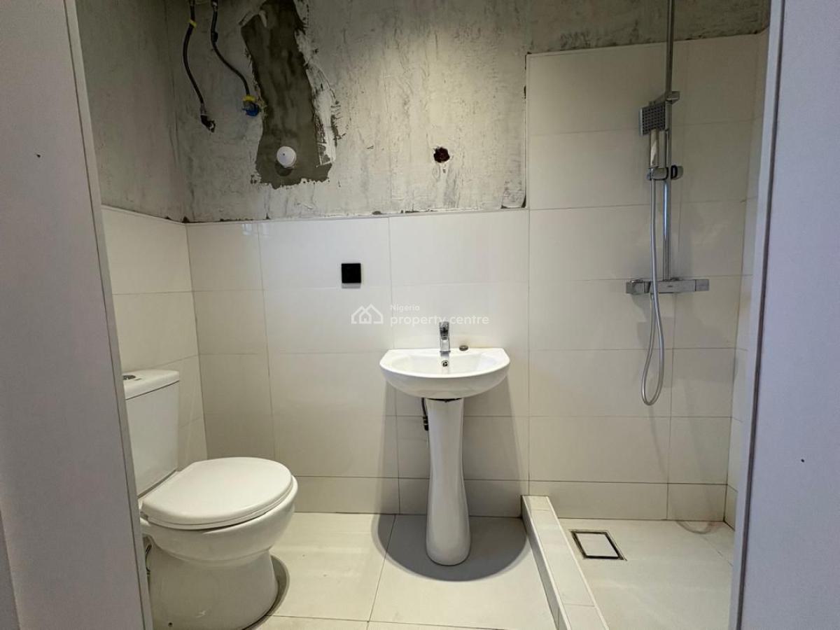 Ditress Sell Nice 4 Bedroom Semi Detached with Bq Self Compound, Osapa Lekki Lagos, Lekki, Lagos, Semi-detached Duplex for Sale