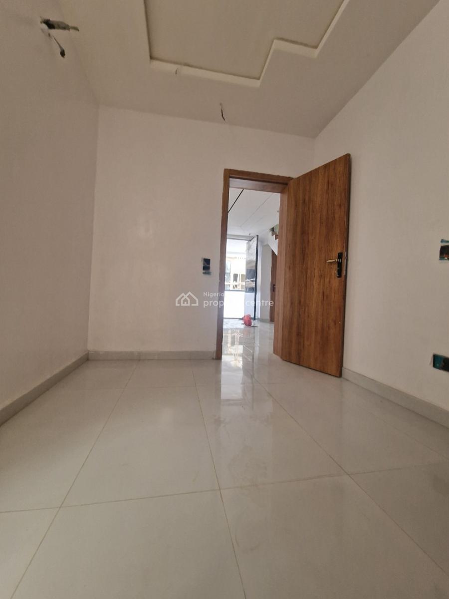 Beautifully Designed Home, Ikota, Lekki, Lagos, Semi-detached Duplex for Sale