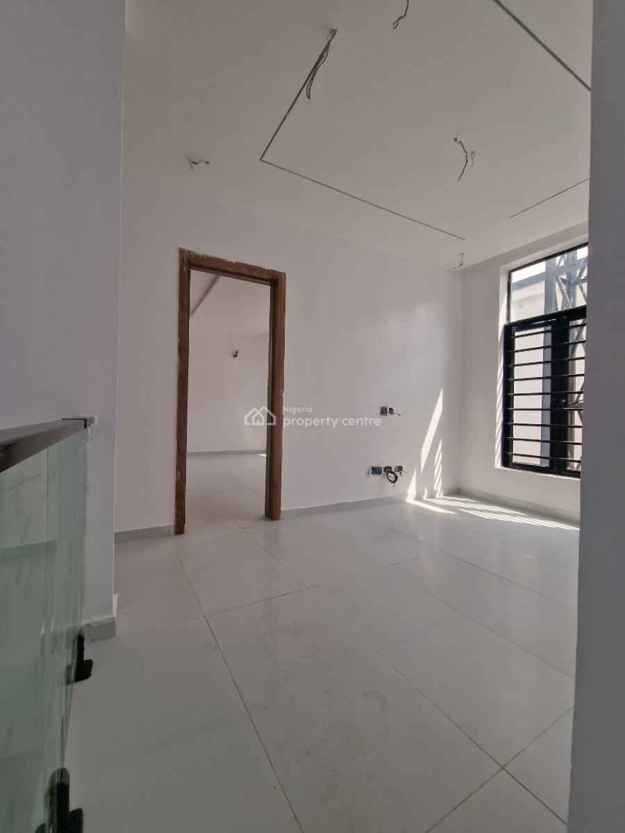 Beautifully Designed Home, Ikota, Lekki, Lagos, Semi-detached Duplex for Sale