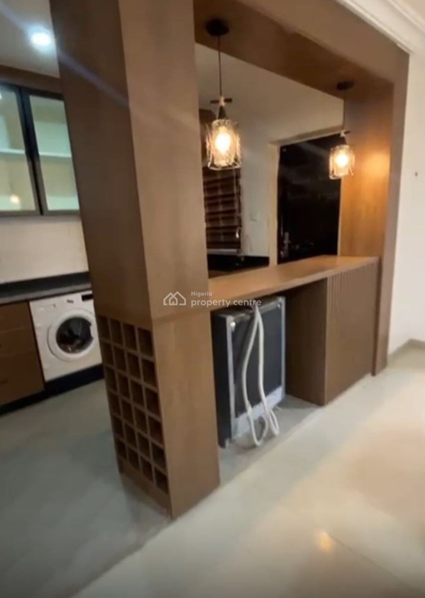 Furnished 3bedroom Flat, 1st Floor, Tarred Rd, Garki 2, Garki, Abuja, Flat / Apartment for Sale