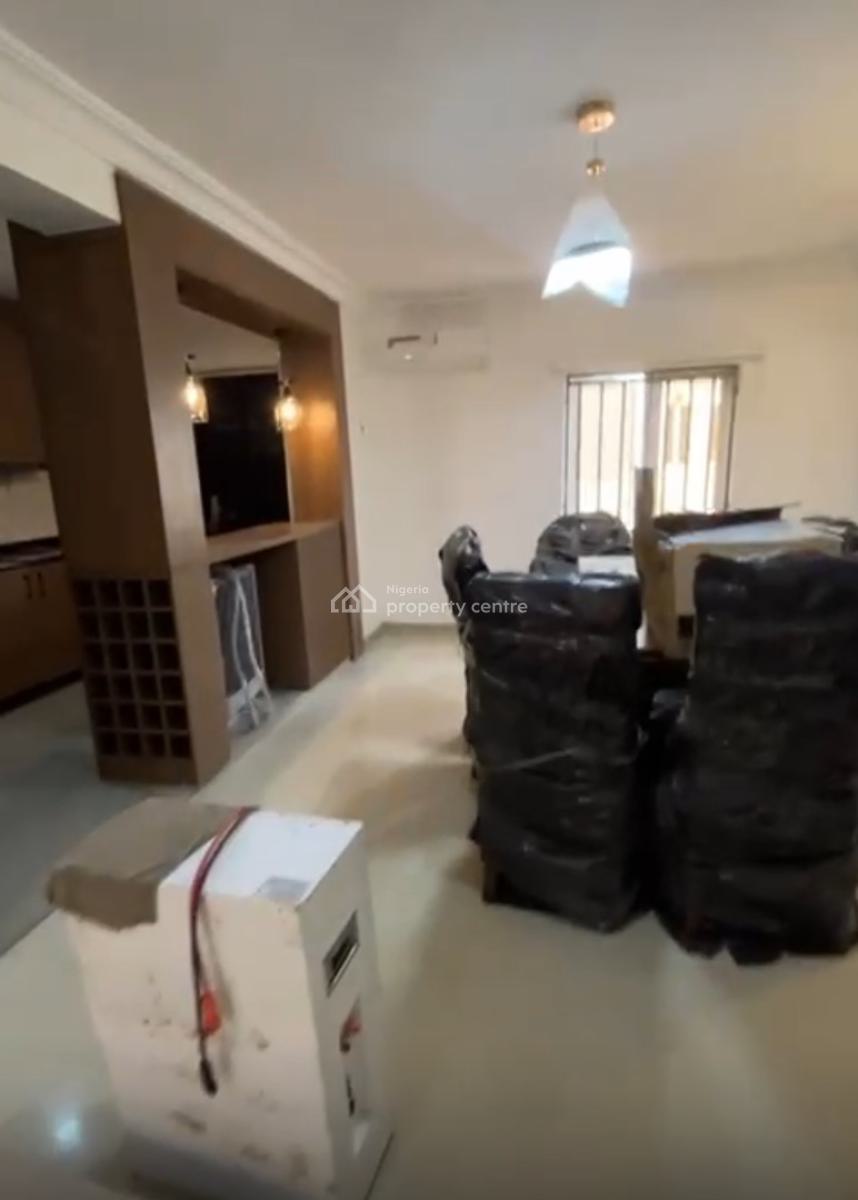 Furnished 3bedroom Flat, 1st Floor, Tarred Rd, Garki 2, Garki, Abuja, Flat / Apartment for Sale