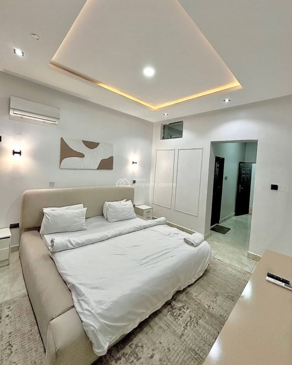 Stunning 3 Bedrooms Apartment, Wuye, Abuja, Flat / Apartment Short Let