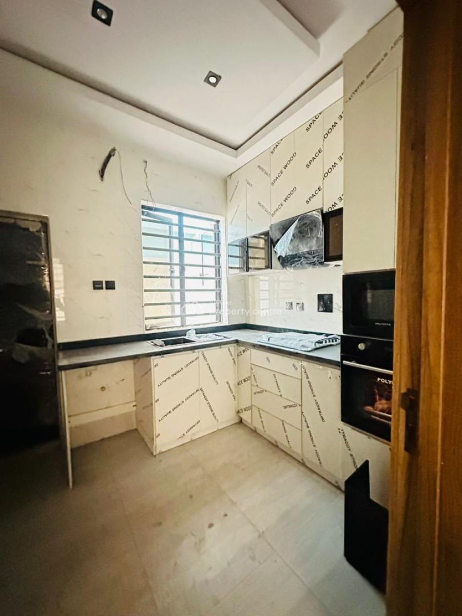 Spaciously Built 4 Bedroom Fully Detached  Duplex with Bq, Gra Phase 2, Magodo, Lagos, Detached Duplex for Sale