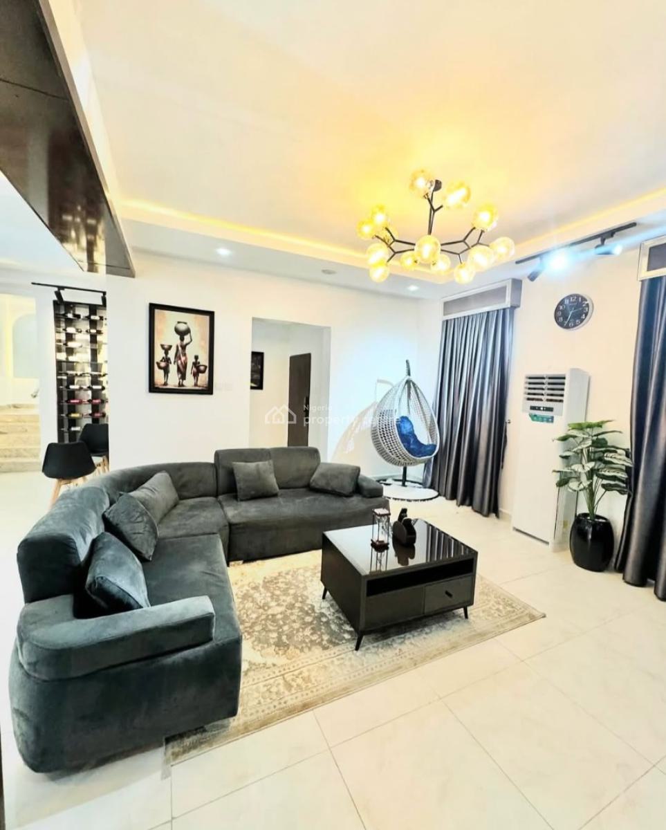 Beautiful 4 Bedrooms Apartment, Dawaki, Gwarinpa, Abuja, Flat / Apartment Short Let