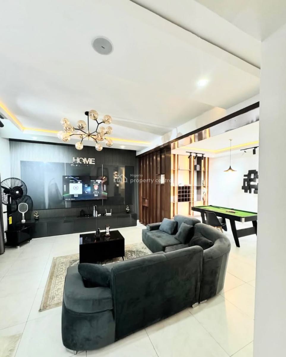 Beautiful 4 Bedrooms Apartment, Dawaki, Gwarinpa, Abuja, Flat / Apartment Short Let