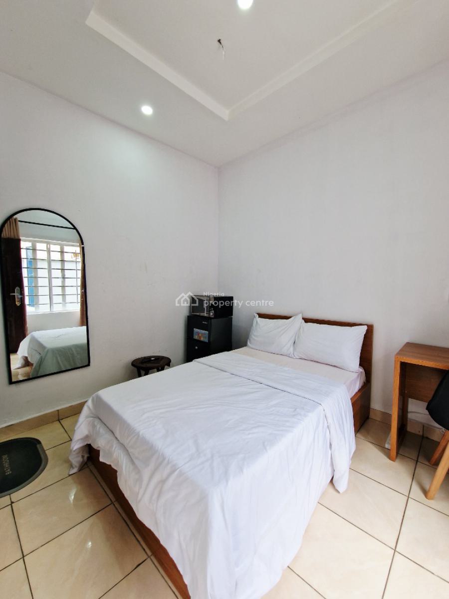 Sophisticated Studio Apartment, Sunny Okosun, Off Micheal Jackson Street, 5th Avenue, Gwarinpa, Abuja, Flat / Apartment Short Let
